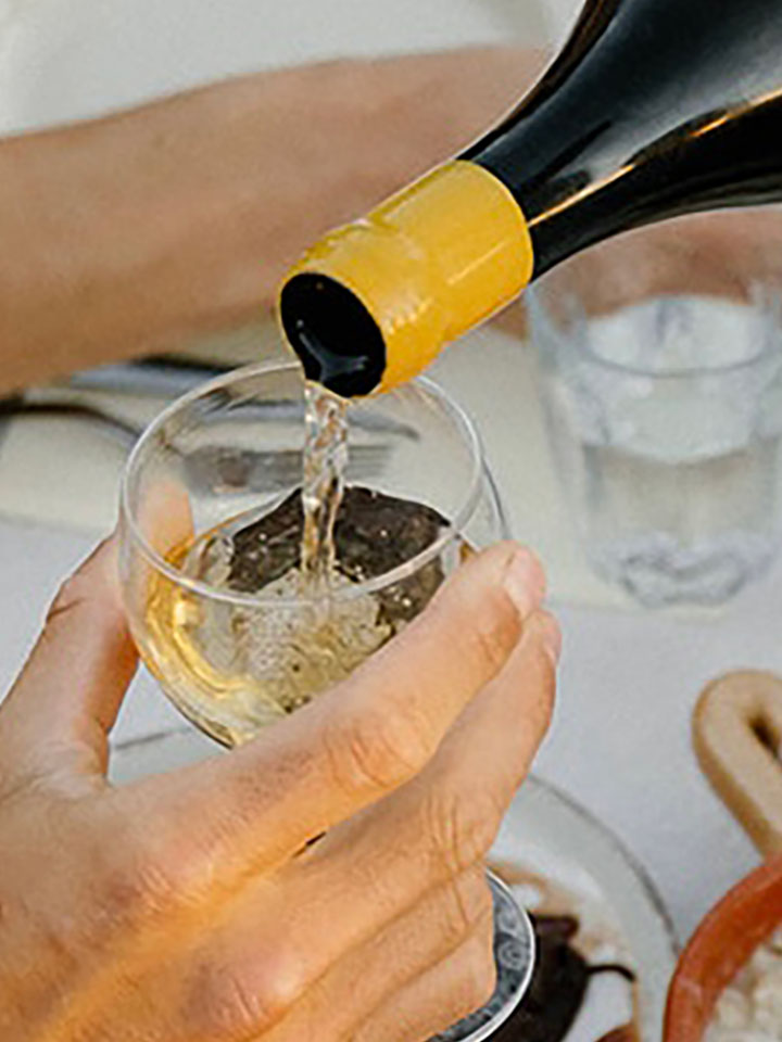 WINE